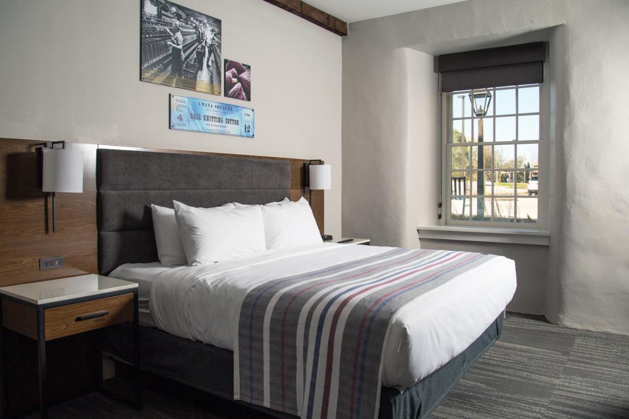 Hotel Millwright Amana Ngoại thất bức ảnh