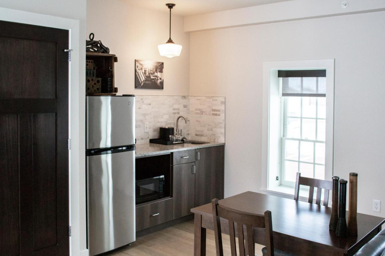 Hotel Millwright Amana Ngoại thất bức ảnh